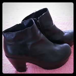Kork Ease booties